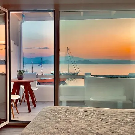 Enosis, Poseidon * Agia Anna (Naxos)